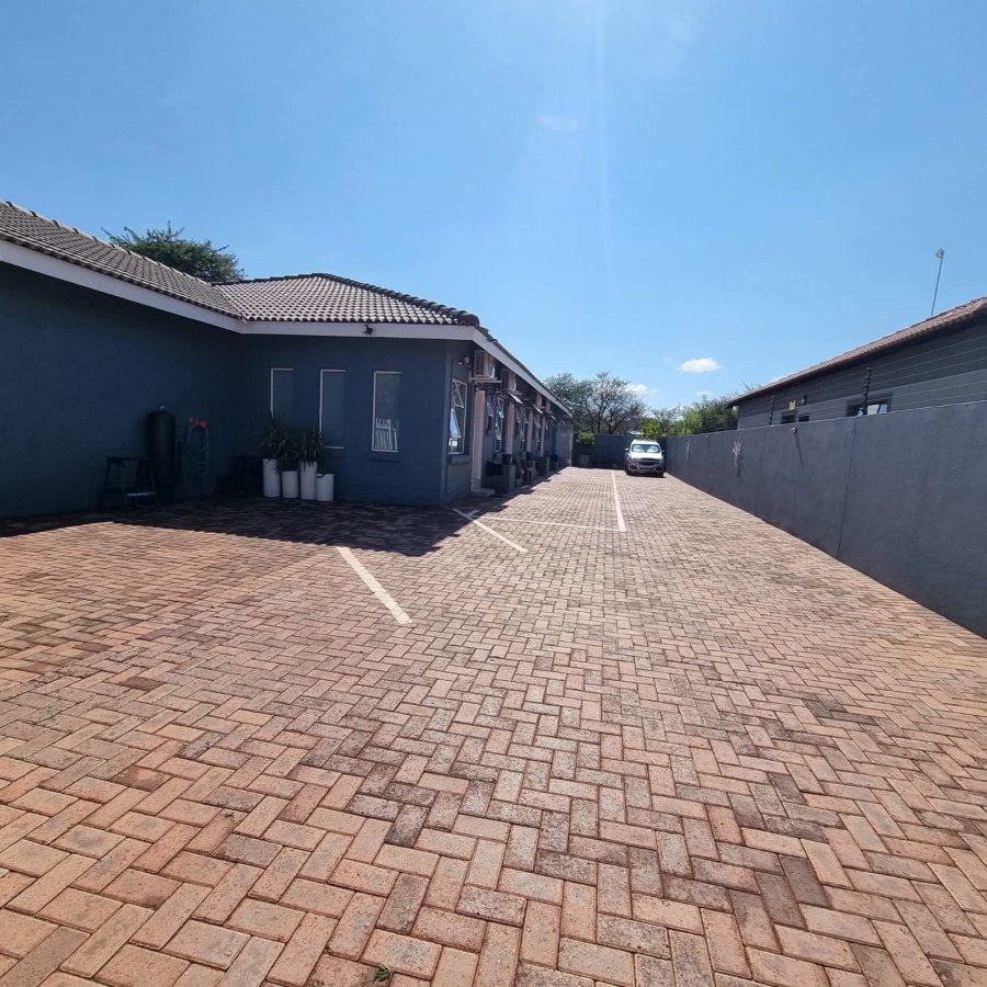 6 Bedroom Property for Sale in Kathu Northern Cape